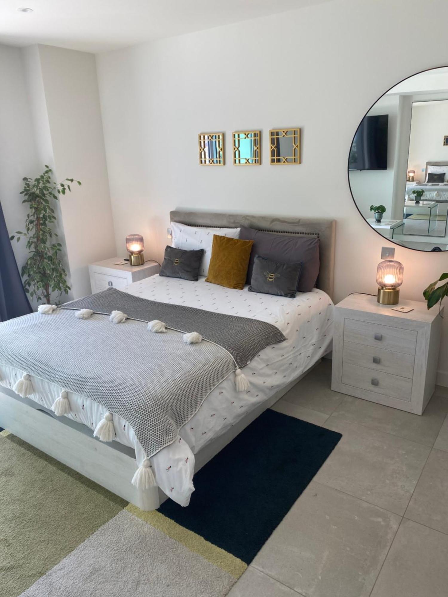 Ardwyn Studio Eurocity Apartments Gibraltar Buitenkant foto